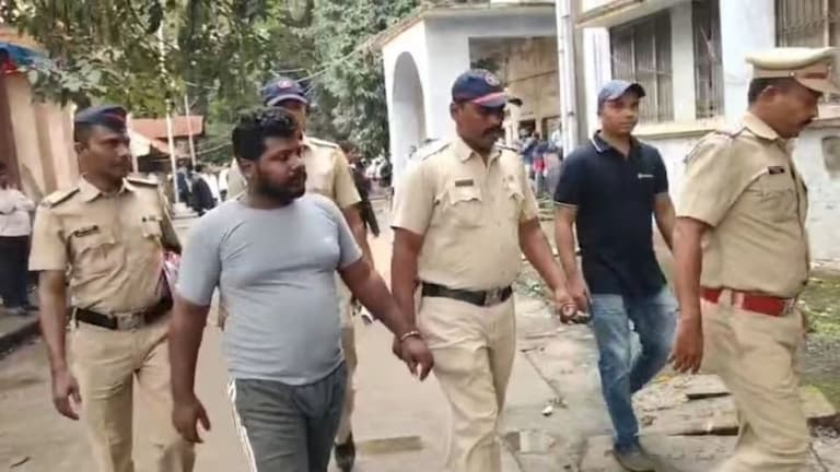 ठाणे: 'त्या' कारणावरून वाद झाला अन् भाच्याने स्वत:च्या मामालाच संपवलं... CCTV मध्ये घटना कैद  भाच्याने स्वत:च्या मामालाच संपवलं...