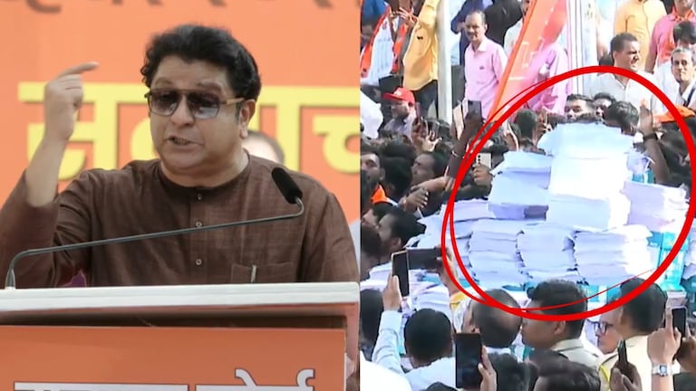 राज ठाकरेंनी दाखवला सर्वात मोठा पुरावा, उडवून दिली खळबळ... म्हणाले, 'मुरबाडमध्ये राहणाऱ्यांनी...' raj thackeray showed great evidence about double voters see what he actually criticized at opposition rally