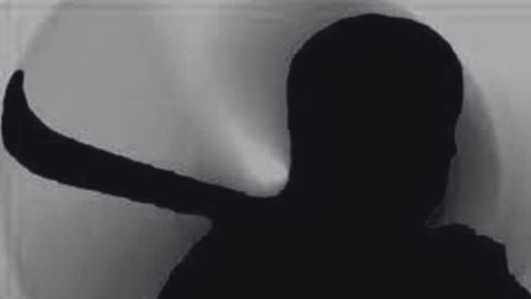 कल्याणमध्ये सिगारेट पेटवण्यास माचिस दिलं नाही, तरुणांनी कोयता काढत दहशत माजवली, शिवीगाळ करत खल्लास... Kalyan crime