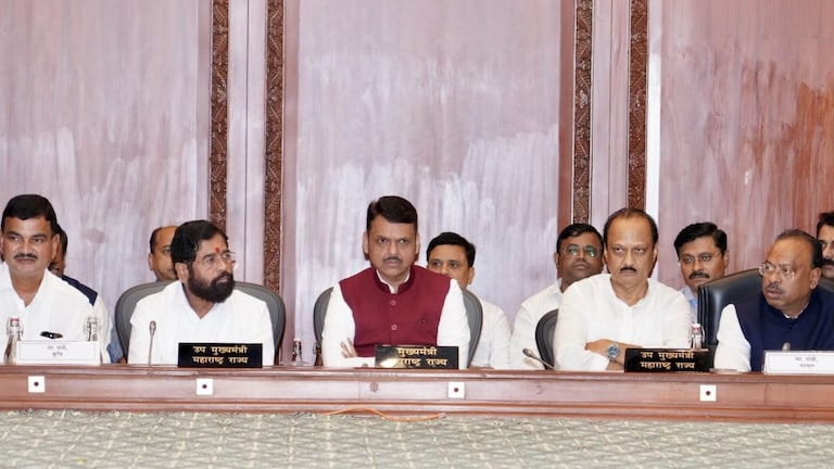 स्थानिक स्वराज्य संस्थांच्या निवडणुका जाहीर होण्याची शक्यता असतानाच मंत्रिमंडळ बैठकीत 21 धडाकेबाज निर्णय! Maharashtra Cabinet Decision