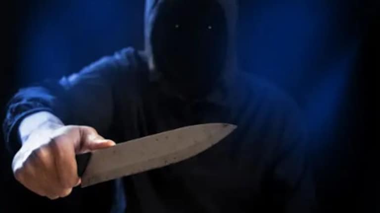 'तेरे आदमी आए तो बताना करण आया था...' उल्हासनगरमध्ये गुंडाची दहशत, टपरीवाल्यावर चाकूने हल्ला Ulhasnagar crime