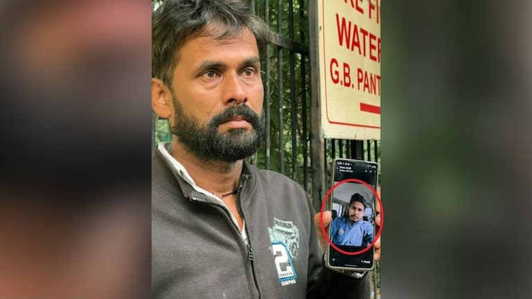 नातेवाईकाला स्टेशनवर सोडायला गेला अन् क्षणात होत्याचं नव्हतं झालं, दिल्ली कार स्फोटात बिहारच्या पंकजचा दुर्दैवी मृत्यू! नातेवाईकाला स्टेशनवर सोडायला गेला अन्...