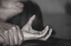 बोरिवलीतील सुधीर फडके पुलाखाली नराधमानं महिलेला ओढून नेलं, नंतर तिचं लैंगिक शोषण करत... चीड आणणारा प्रकार sexual assault