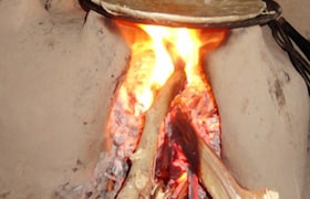 पोटच्या लेकराला आईने जळत्या चुलीत फेकलं, नंतर साडीने गळफास घेत उचललं टोकाचं पाऊल, कुटुंबीय म्हणाले, तिचा पती... suicide news