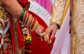 सांगली : लग्नास नकार दिला, मुलीच्या वडिलांवर तरुणाचा खुरप्याने हल्ला; झटापटीत मुलीचं बोट पूर्णपणे तुटलं Sangli Crime