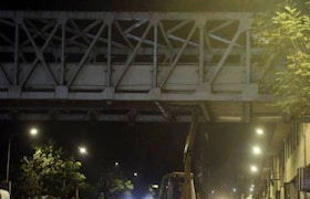 मुंबईची खबर: आता ठाणे ते भिवंडी पर्यंतचा प्रवास केवळ 7 मिनिटांत... MMRDA चा नवा प्लॅन माहितीये? MMRDA चा नवा प्लॅन माहितीये?