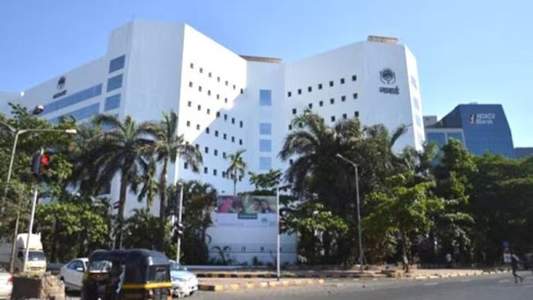 Govt Job: सरकारी नोकरीच्या प्रयत्नात आहात? मग, 'नाबार्ड'च्या 'या' भरतीसाठी लवकरच करा अप्लाय... 'नाबार्ड'च्या 'या' भरतीसाठी लवकरच करा अप्लाय...