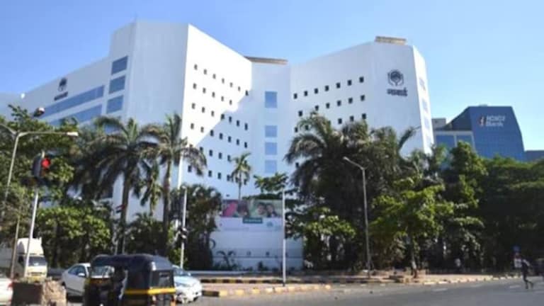 Govt Job: सरकारी नोकरीच्या प्रयत्नात आहात? मग, 'नाबार्ड'च्या 'या' भरतीसाठी लवकरच करा अप्लाय... 'नाबार्ड'च्या 'या' भरतीसाठी लवकरच करा अप्लाय...