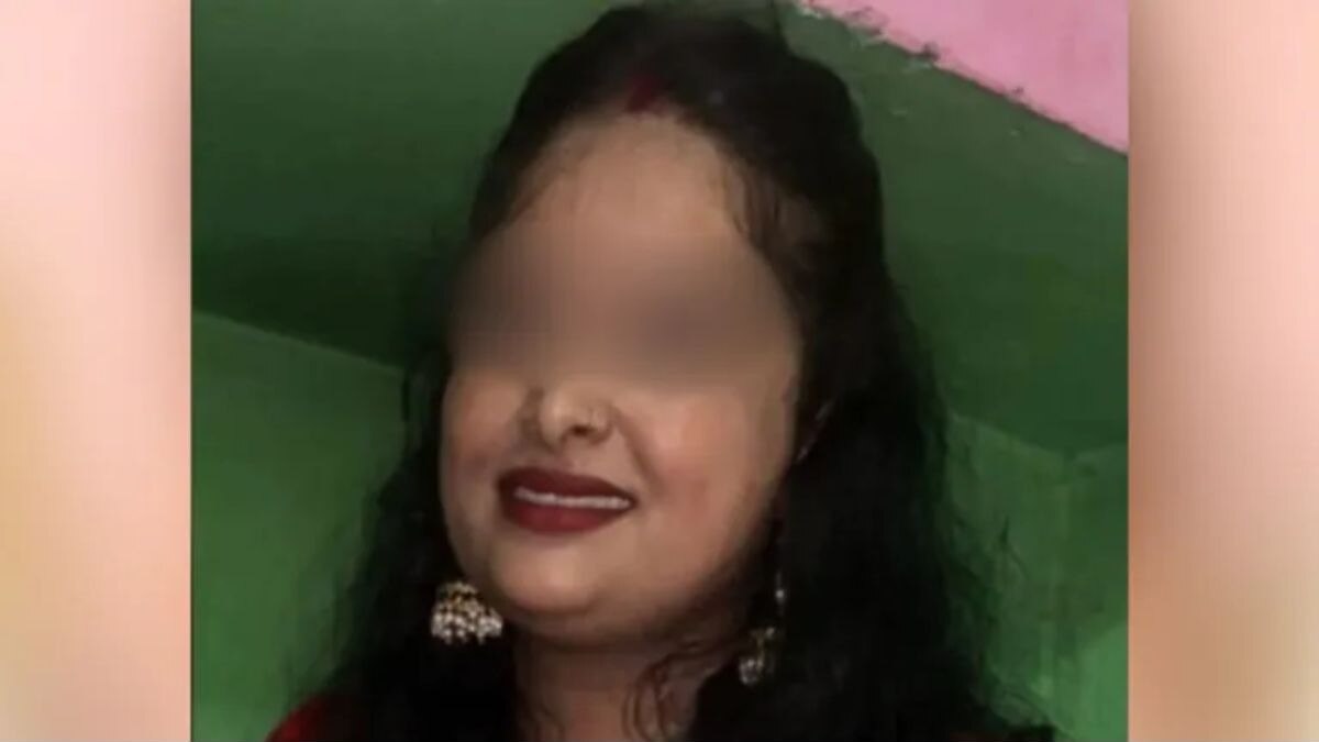 नग्न अवस्थेत आढळला पीडितेचा मृतदेह 