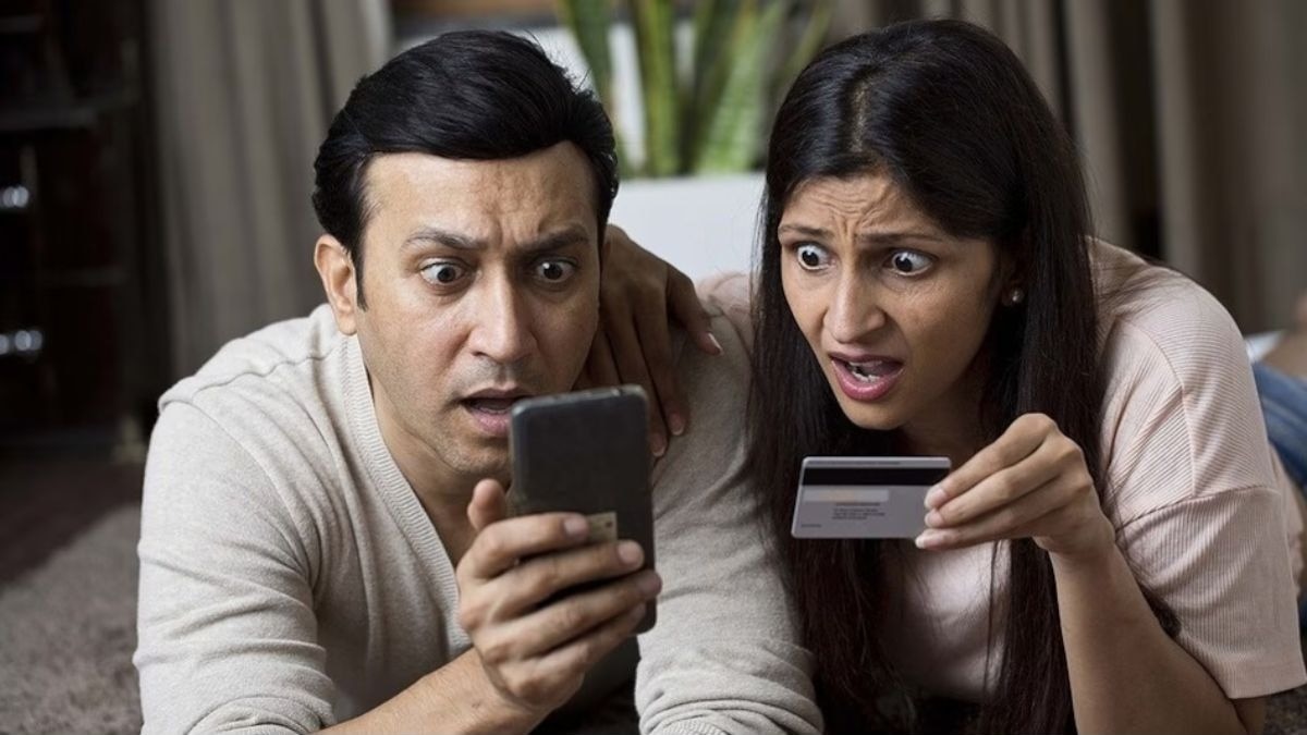 परदेशात सेटल होण्याच्या नादात जोडप्याची मोठी फसवणूक... 