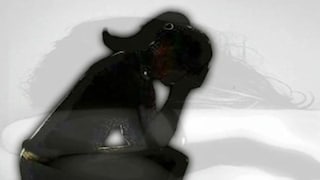 मुख्याध्यापकाकडून शारीरिक छळ! 15 वर्षीय विद्यार्थीनीने शाळेतच फाशी घेत संपवलं आयुष्य, सुसाइड नोटमध्ये 'बॅड टच'... Mumbai Tak