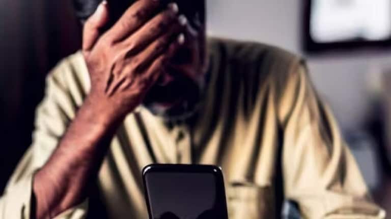 मुंबई: ट्रेडिंगच्या नावाखाली तब्बल 35 कोटींची फसवणूक! 72 वर्षीय वृद्धाने केली तक्रार अन् पुढे... ट्रेडिंगच्या नावाखाली कोटी रुपयांची फसवणूक!