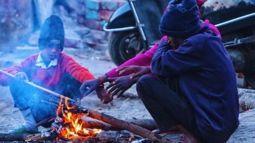 Maharashtra Weather : डिसेंबर महिन्यात राज्यात थंडीची लाट, 7 जिल्हे कुडकुडणार