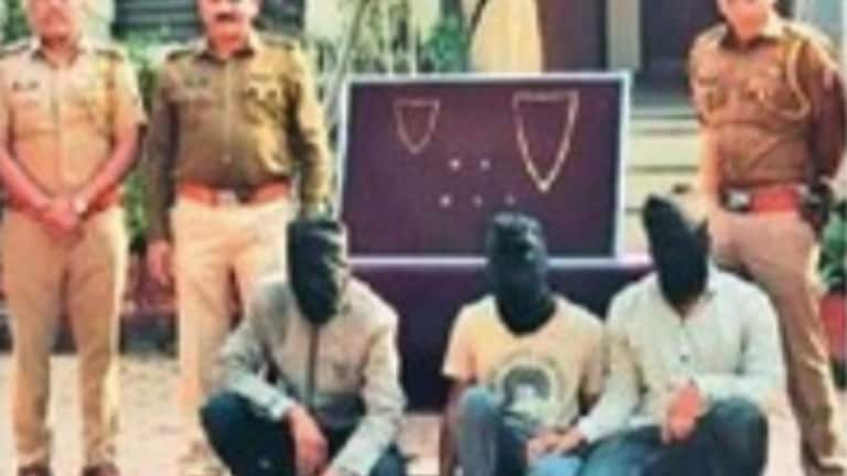 पुण्यात मौजमजा करायला पैसे पुरेनात, बी.टेकच्या विद्यार्थ्याने मित्रांना सोबत घेऊन स्वत:च्या घरातच टाकला दरोडा Dhule Crime