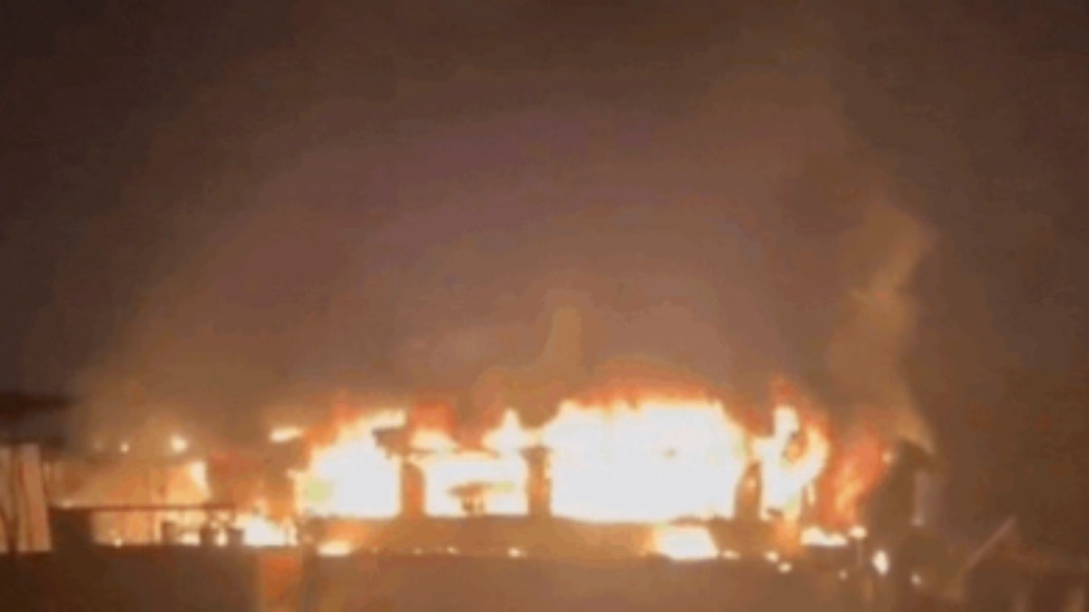 Goa arpora nightclub fire 23 killed cylinder blast marathi news