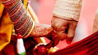 प्रेयसीला पळवून नेलं पण, अल्पवयीन असल्यामुळे लग्न शक्य नव्हतं, शेवटी प्रियकराच्या भावासोबत लग्न करायला लावलं अन्... Mumbai Tak