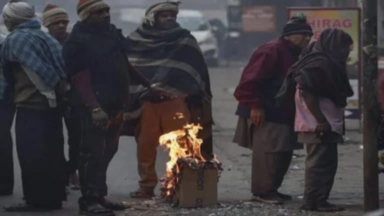 Maharashtra Weather : महाराष्ट्रात पुन्हा थंडीची लाट, 'या' जिल्ह्यातील लोकांना हुडहुडी भरणार, मुंबईसह पुण्यात तर... maharashtra weather