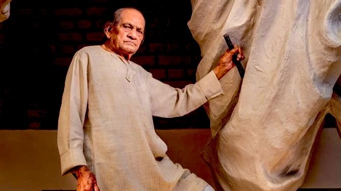 हिमालयाच्या उंचीचा कलाकार काळाच्या पडद्याआड, महाराष्ट्र भूषण राम सुतार यांचं निधन