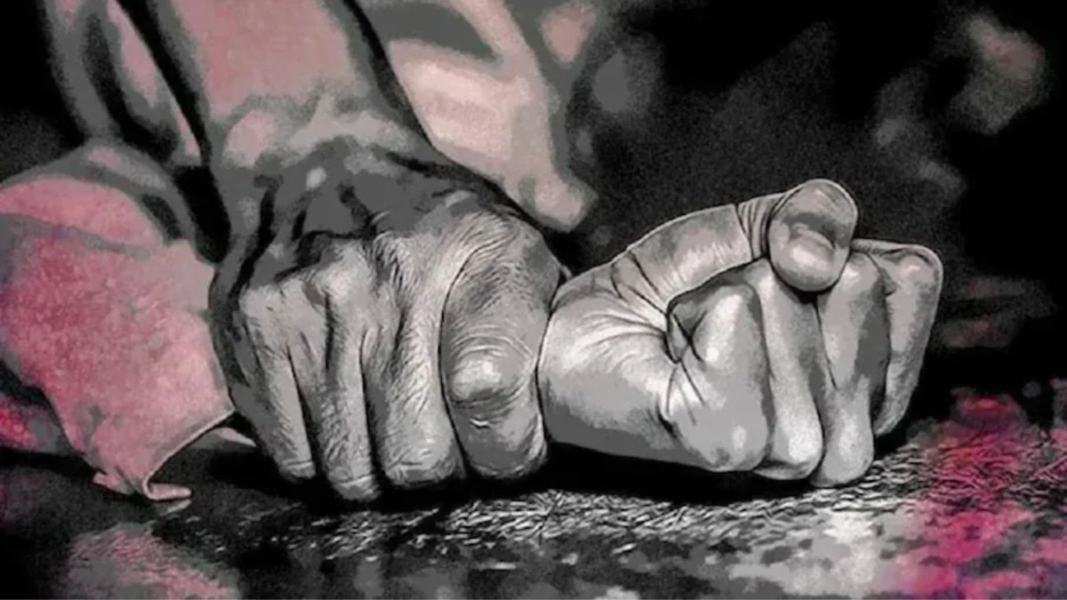 कामाचं आमिष दाखवून महिलेला 'त्या' घरात नेलं, नंतर खोलीचा दरवाजा बंद करून सामूहिक बलात्कार... 