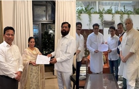 मनसेकडून यशवंत किल्लेदार उमेदवारी, नाराज झालेल्या प्रकाश पाटणकरांनी थेट शिंदेंना गाठलं, AB फॉर्म मिळवला Mumbai Mahapalika election 2026