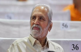 पुण्याच्या राजकारणातील 'पॉवर हाऊस' काळाच्या पडद्याआड, सुरेश कलमाडी यांचं वयाच्या 81 व्या वर्षी निधन Suresh Kalmadi Passed away