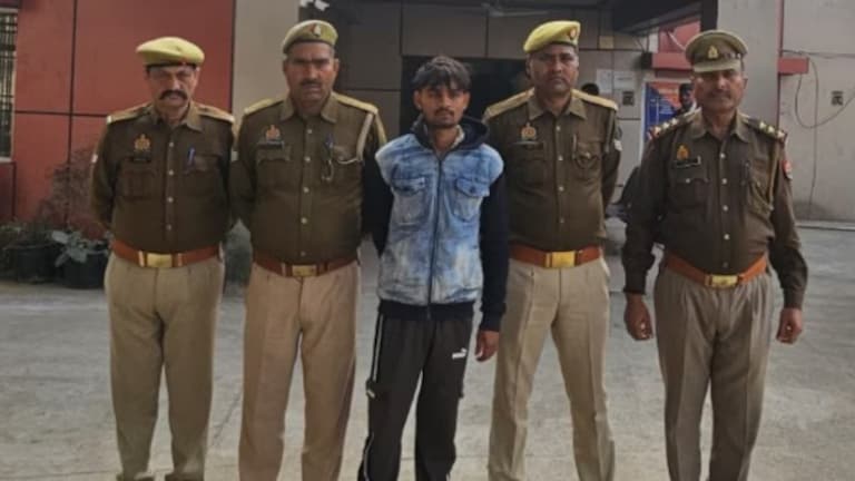 घोर कलियुग! पुतण्याने काकावर कुऱ्हाडीने हल्ला करत संपवलं, मृतदेह फेकला विहिरीत, काकीशी प्रेमसंबंध बनवून... crime news