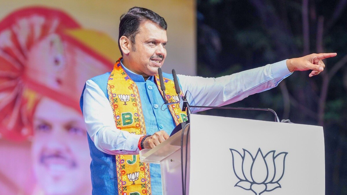 now that you grown old you still cannot show even a single project in mumbai cm fadnavis launched a scathing attack on thackeray brothers bmc election 2026