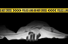 वाशिम रेल्वे स्टेशन परिसरात महिलेची निर्घृण हत्या; डोकं पूर्णपणे ठेचलं अन् कपडे फाटलेल्या अवस्थेत... डोकं पूर्णपणे ठेचलं अन् कपडे फाटलेल्या अवस्थेत...