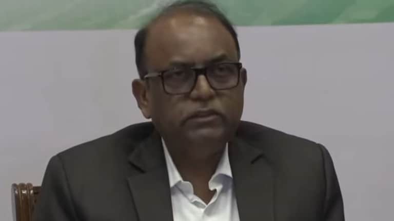 राज्यातील 'या' 12 जिल्हा परिषदांसाठी निवडणुकांची घोषणा, मतदान अन् निकालाची तारीख एका क्लिकवर Zilla Parishad elections