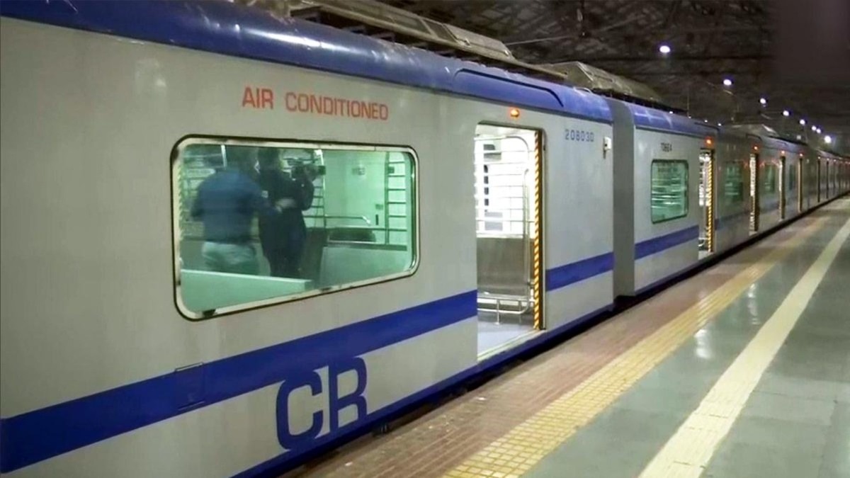 आता, हार्बर मार्गावर पुन्हा एसी लोकल धावणार...