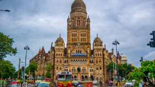 मुंबईच्या महापौर पदासाठी दिल्लीत खलबतं, भाजप अन् शिंदेसेनेच्या महत्त्वाच्या नेत्यांची होणार बैठक, पाहा काय घडलं? Mumbai Tak