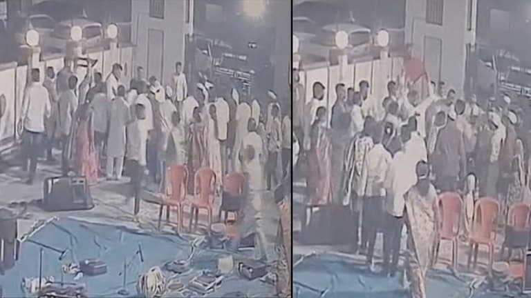 बदलापूर: शिंदेसेना-भाजप वाद विकोपाला; शिवसेनेच्या नगरसेवकाला भाजप पदाधिकाऱ्याकडून बेदम मारहाण! VIDEO बदलापुरात शिंदेसेना-भाजप वाद विकोपाला