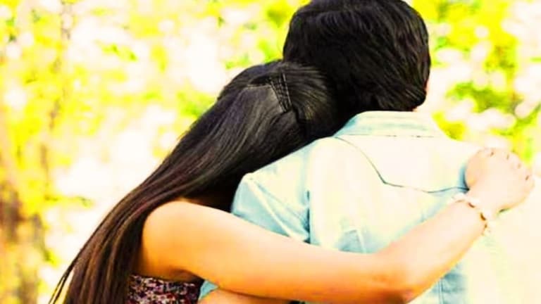 विधवेचं विवाहित तरुणासोबत अफेअर... प्रियकरासोबत पळून गेली पण महिला गावी परतल्यानंतर नको तेच घडलं विधवा आणि विवाहित तरुणाचं अफेअर...