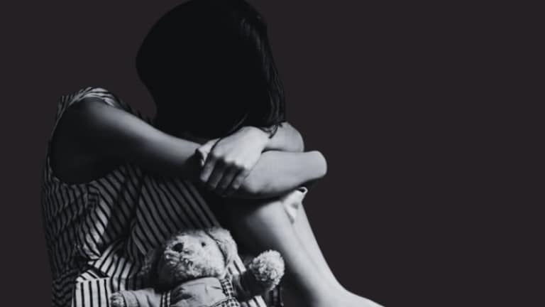 बहीण-भावाच्या नात्याला काळीमा, चुलत भावाने 3 वर्षाच्या बहिणीला धर्म शाळेत नेत केले अत्याचार, नंतर... crime news