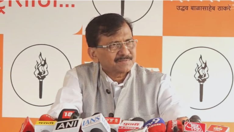 'अजित दादांना कालच अग्नी दिलाय, त्यांच्या नावानं राजकारण करणं अमानुष..' संजय राऊतांनी व्यक्त केला संताप Sanajay Raut