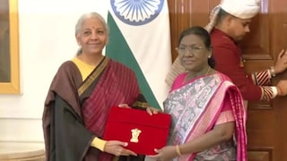 Union Budget LIVE : अर्थमंत्री निर्मला सीतारमण सादर करणार अर्थसंकल्प, सर्वसामान्यांना काय मिळणार? Mumbai Tak