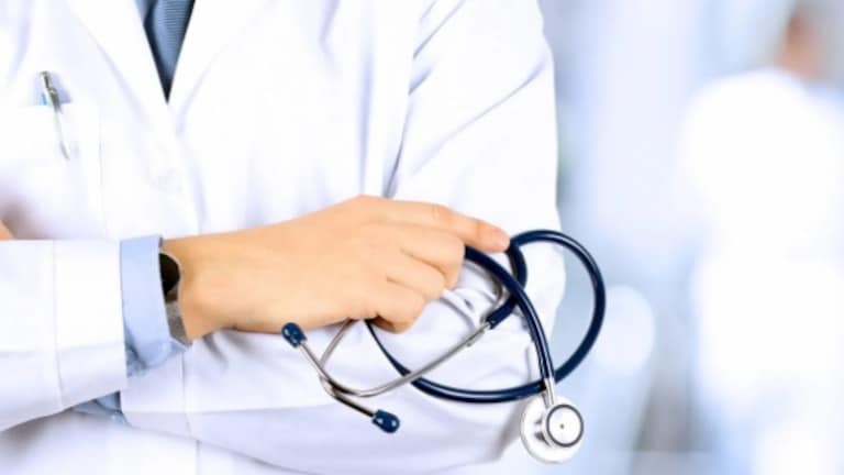 नागपूर: M.D Medicine डॉक्टर बनण्याचं स्वप्न अधुरं, 'त्या' कारणाने तरुणाने पंख्य़ाला गळफास घेत संपवलं जीवन nagpur news