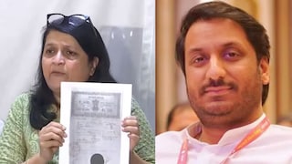 कोणत्याही न्यायात सहानुभूतीचं कार्ड चालत नाही, पार्थ पवार जमीन घोटाळ्यातून सुटणं शक्यच नाही, अंजली दमानिया आक्रमक Mumbai Tak