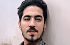 23 वर्षीय तरुणाचे 7 वर्षीय चिमुरड्यावर अत्याचार, मशिदीच्या छतावर नेत नको तेच... सीसीटीव्हीतून सत्य आलं समोर Crime News