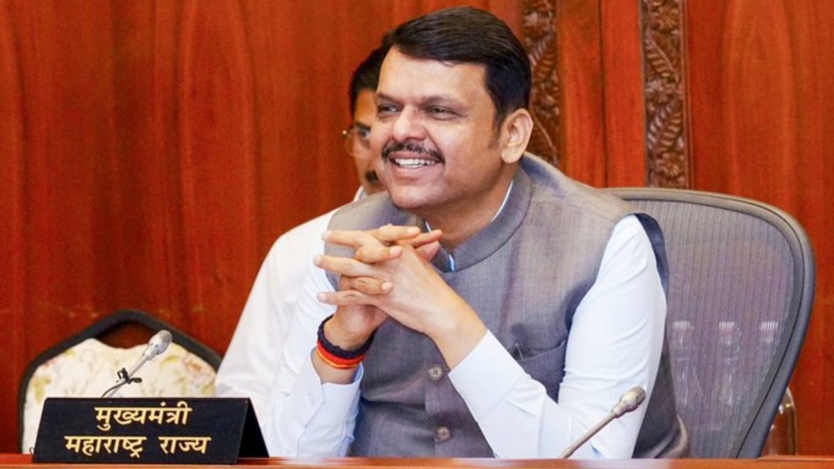 Govt Job: राज्यात लवकरच नव्या मॉडेलअंतर्गत तब्बल 70,000 पदांची मेगाभरती! बैठकीत मुख्यमंत्र्यांची मोठी घोषणा... Mumbai Tak