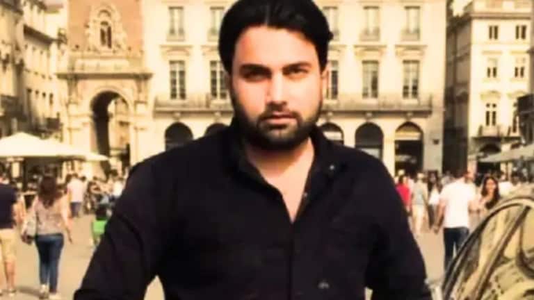 कुख्यात गुन्हेगारानं लग्नाच्या आदल्या रात्रीच महिला कॉन्स्टेबलला पळवलं, यानंतर फिल्मी स्टाईलने आला कोर्टात; नेमकं काय घडलं? Crime News