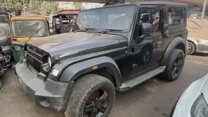 अकरावीच्या विद्यार्थिनीवर वेगवेगळ्या ठिकाणी थारमध्ये अत्याचार, व्हिडिओ रेकॉर्ड करत व्हायरल करण्याची दिली धमकी