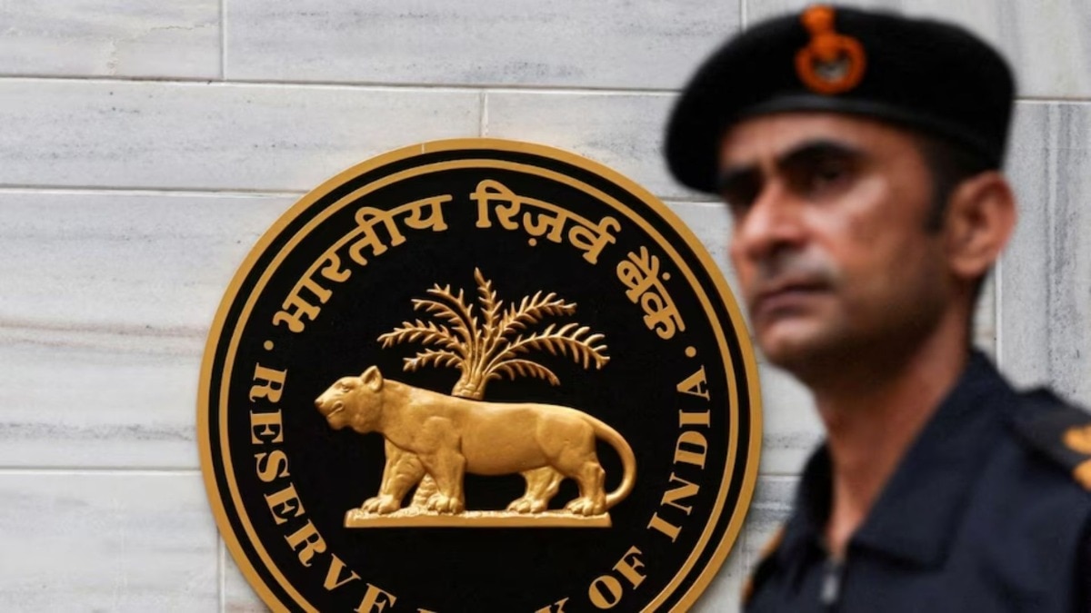 Govt Job: आता पदवीधरांसाठी RBI मध्ये नोकरीची सुवर्णसंधी... 58,000 पगार अन् आकर्षक सुविधा 