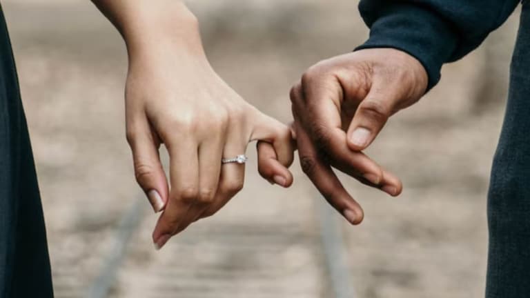 मालकीण बाईचा नोकरावर जीव जडला, लागलीच विवाह उरकला, पण शेवटी डोक्याला हात लावायची वेळ Crime News