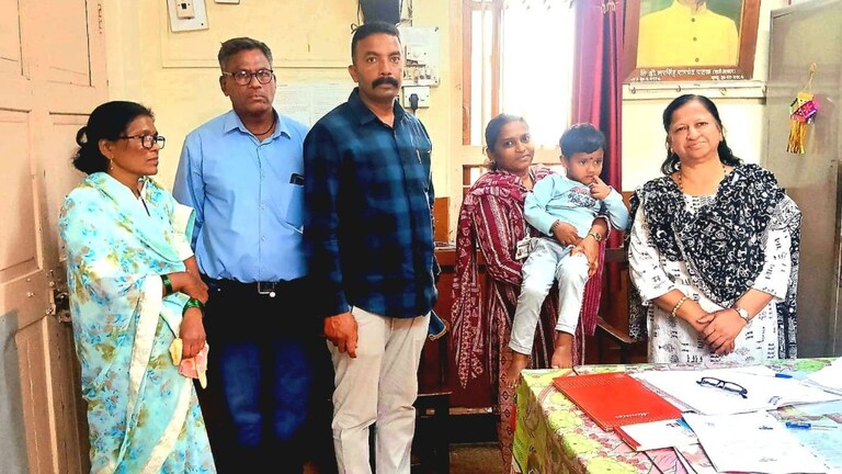 सांगली : पोटच्या दोन लेकरांना 20 हजाराला विकले, पाच दिवसांच्या मुलीची विक्री करताना आई सापडली Sangli News