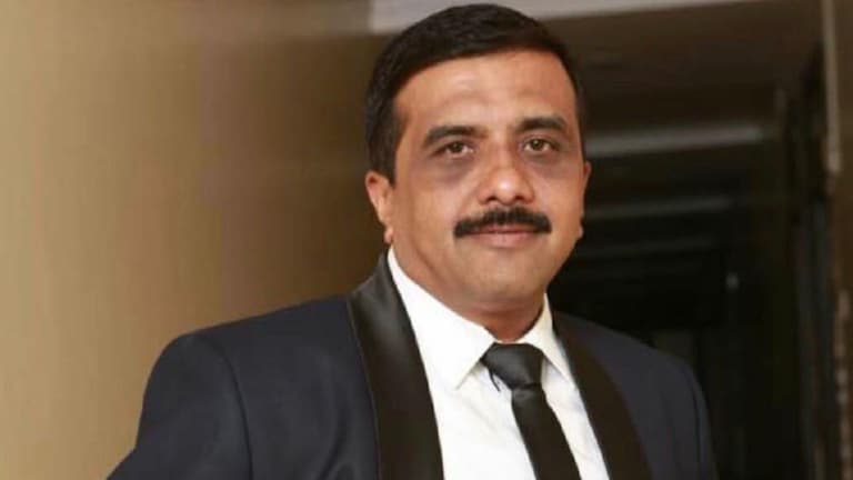 पुणे : बिल्डरच्या फसवणुकीमुळे सेवानिवृत्त अधिकारी नैराश्यात, सातव्या मजल्यावरून उडी मारून संपवलं जीवन Pune Crime