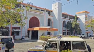 जालना: आधी झाडाखाली, नंतर ढाब्यावर... 5 जणांकडून भोळसर महिलेवर सामूहिक अत्याचार! न्यायालयाचा महत्त्वपूर्ण निकाल Mumbai Tak