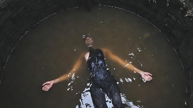 23 वर्षीय तरुण होळी खेळण्यासाठी घराबाहेर पडला, पुन्हा घरी परतला नाही, विहिरीत...