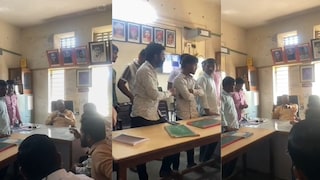 पुणे : शाळेत टिळा लावून येण्यास मनाई, मुख्याध्यापकावर खळबळजनक आरोप; हिंदुत्त्ववादी कार्यकर्ते आक्रमक Mumbai Tak