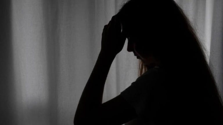 लग्नानंतर पतीसाठी नोकरी सोडली... पण सासरी मिळाली 'ती' वागणूक; शेवटी इंजिनीअर पत्नीने संपवलं आयुष्य शेवटी इंजीनिअर पत्नीने संपवलं आयुष्य